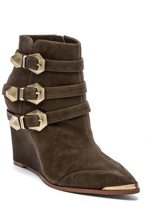 Vince Camuto Kannon Wedge