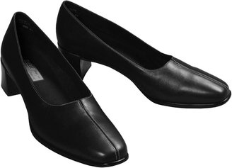 Munro American Meredith Pumps (For Women)