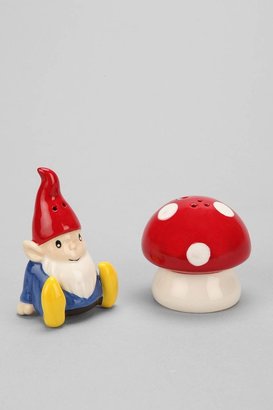 UO 2289 Gnome And Mushroom Salt & Pepper Shaker Set