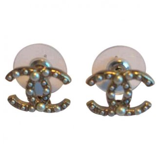 Chanel Cc Studs With Pearlised Beads