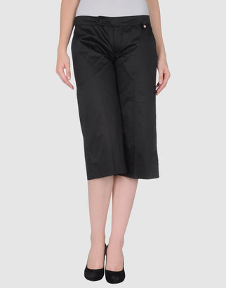 Fornarina 3/4-length trousers
