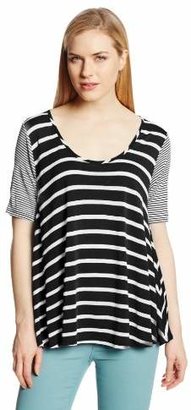 Three Dots Red Women's S/s High Low Tee