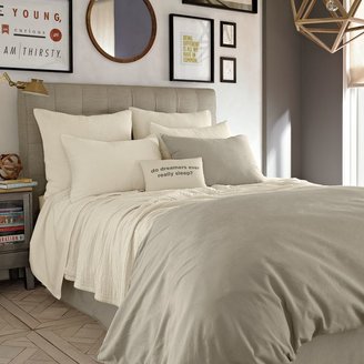 Kenneth Cole Reaction Home Mineral Matelassé Twin Coverlet in Oatmeal