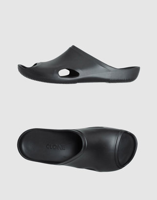 Clone Clog sandals