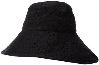 Echo Women's Eyelet Bucket Hat