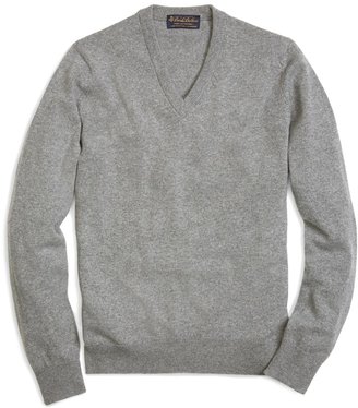 Brooks Brothers Cashmere V-Neck Sweater-Basic Colors