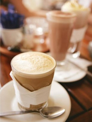 De'Longhi DeLonghi ESAM04.350.S Magnifica Bean to Cup Coffee Maker