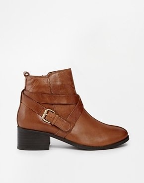 Carvela Theo Tan Leather Cross Over Strap Boots - Tan