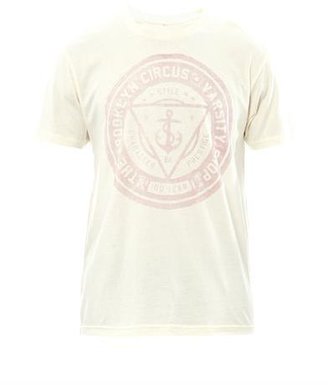 THE BROOKLYN CIRCUS Varsity Shop logo-print T-shirt