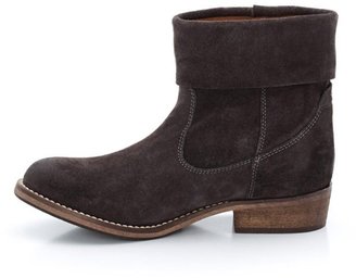 Levi's LEVI’S® Nubuck and Leather Dual Fabric Boots