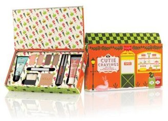 Benefit 800 Benefit Debenhams Exclusive: Cutie Cravings Christmas Gift Set