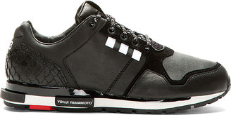 Y-3 Black Low-Top Vern Sneakers