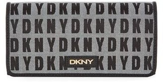 DKNY Large Logo Carryall Wallet
