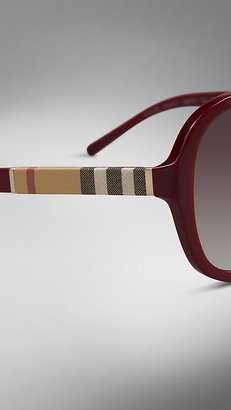 Burberry Check Detail Round Frame Sunglasses