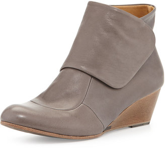 Coclico Kiera Leather Wedge Ankle Boot