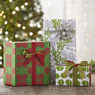 Crate & Barrel Ornament Garland Green Wrapping Paper
