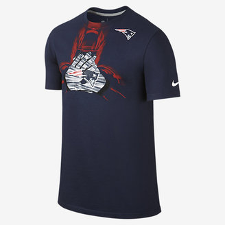 Nike Team Glove (NFL Patriots) Men's T-Shirt