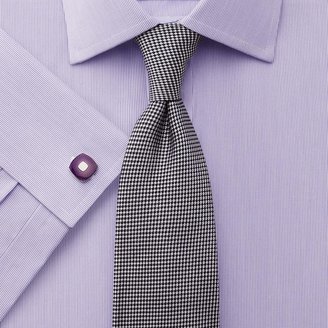 Charles Tyrwhitt Lilac Fine Stripe Non Iron Classic Fit Shirt