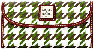Dooney & Bourke Houndstooth Continental Clutch