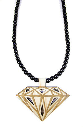 Domo Beads Wooden Necklace | Diamond (Maple)