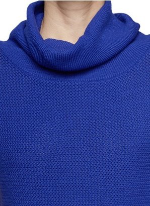 Nobrand Ribbed turtle neck short sleeve sweater