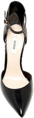 GUESS Abaih Ankle Strap d'Orsay Pump