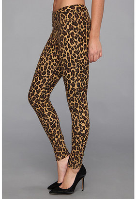Hue Leopard Print Legging