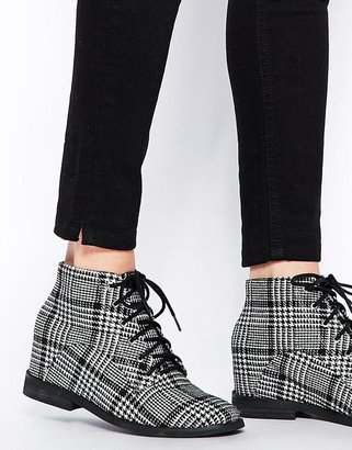ASOS RIDDLE Wedge Ankle Boots