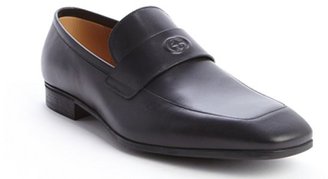 Gucci black leather logo strap slip-on loafers