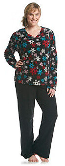 Intimate Essentials® Plus Size Fleece Print Top and Solid Pant Pajama Set