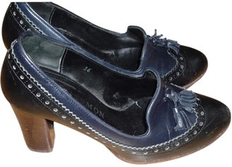 Tara Jarmon Blue Leather Heels
