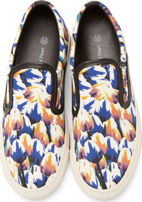 Mother of Pearl Blue Tulip Print Achilles Slip-On Sneakers