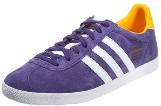 adidas GAZELLE Trainers deep purple/running white/gold