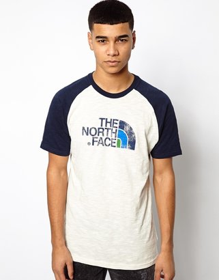 The North Face T-Shirt with Contrast Raglan Sleeves - Blue