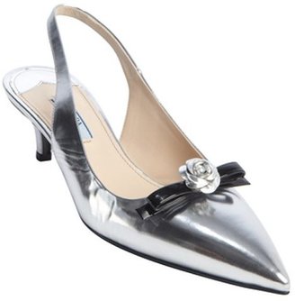 Prada silver and black metallic leather slingback bow detial kitten pumps