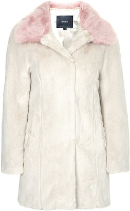 Topshop Unreal fur. 100% modacrylic. professional dry clean only, do not iron. Faux fur coat with contrast pink collar