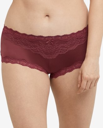 Scalloped Lace Hipster –