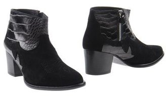American Retro Ankle boots