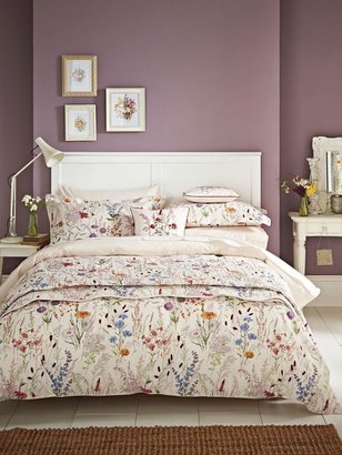 V&A Blythe meadow double duvet cover set in Multi