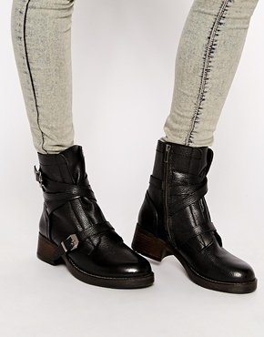 ASOS APOLOGY Leather Biker Boots - Black
