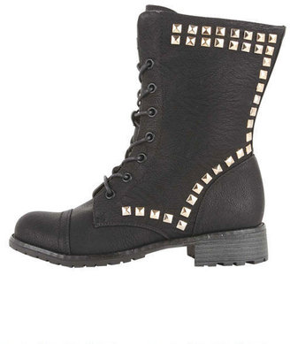 Alloy Piper Studded Boot
