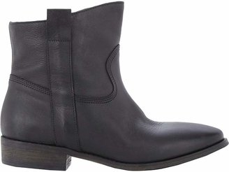 Barneys New York WOMEN'S VIOLET ANKLE BOOTS