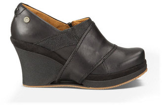 Mozo Divine Wedge Shoes