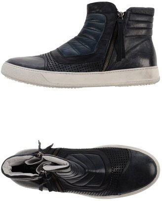 Bruno Bordese Sneakers