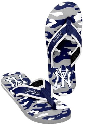 New York Yankees camouflage contour flip-flops - men