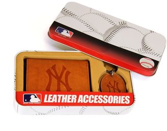 New York Yankees trifold wallet & key fob gift tin - men