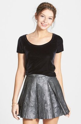 Lush Metallic Jacquard Pleated Skirt (Juniors)