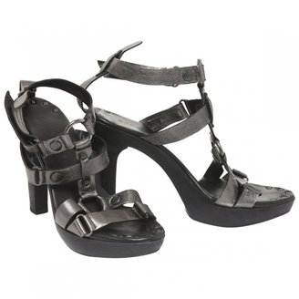 Barbara Bui Grey Leather Sandals