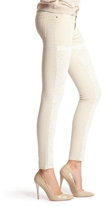 GUESS by Marciano 4483 The Skinny No. 61 Jean in Porcelain Wash with Lace
