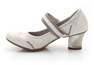 Mustang Western-Style Court Shoes with Wide Strap